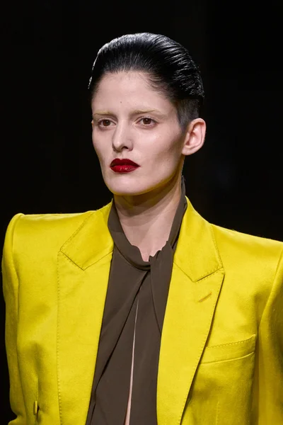 Look 55